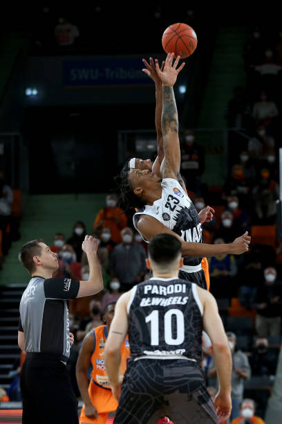 对于球迷而 对于球迷而