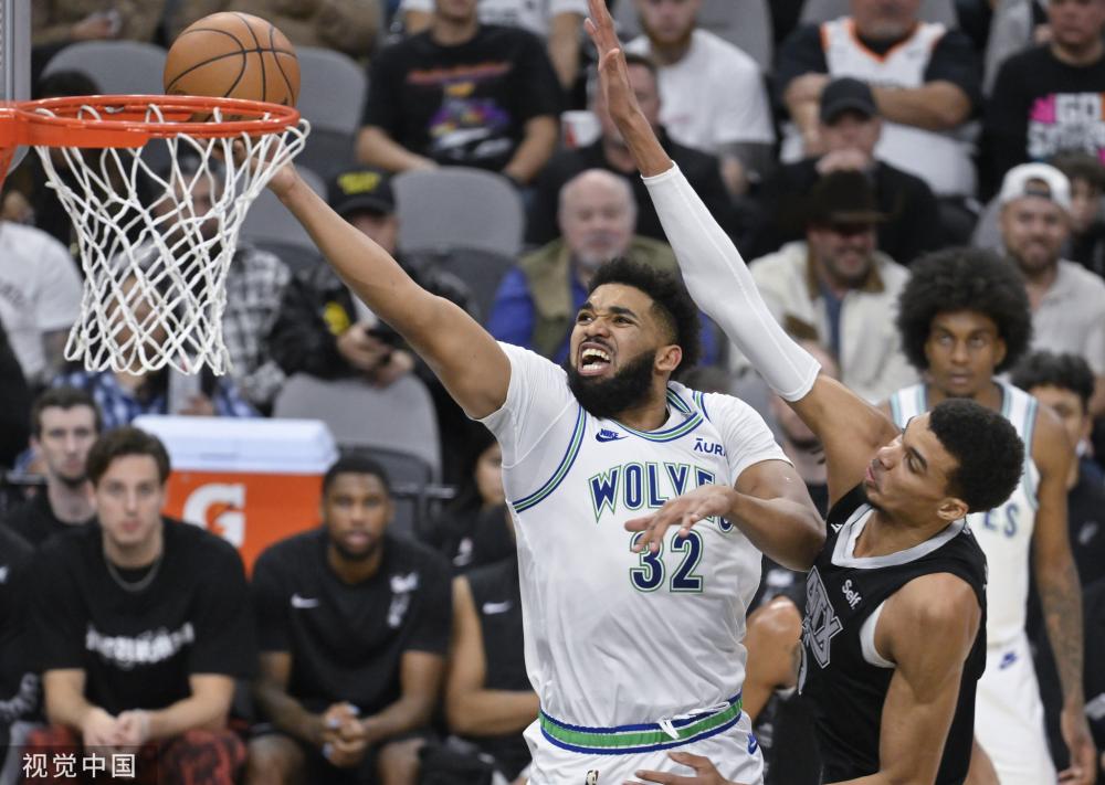 其在赛场上 其在赛场上