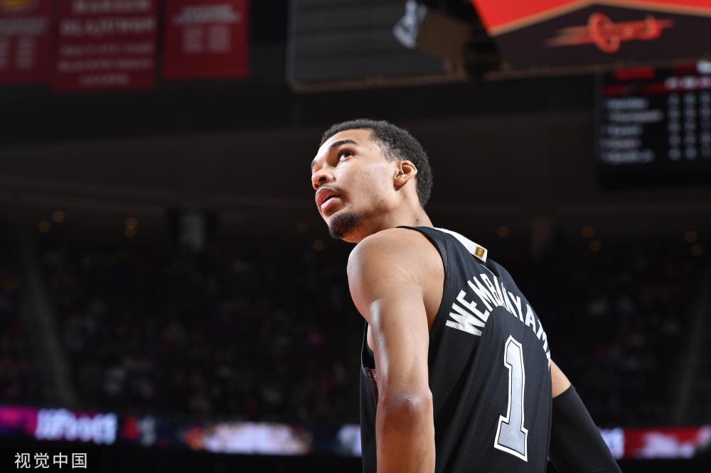 兰展开了一 兰展开了一